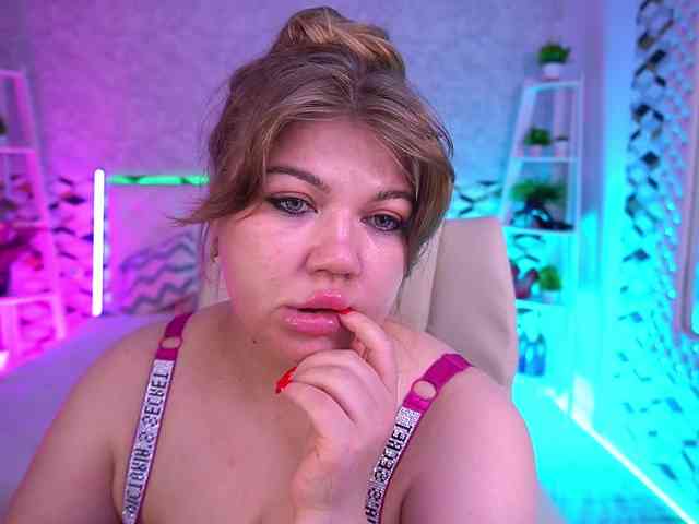 LyalyaPiska webcam