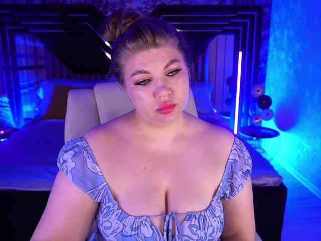 LyalyaPiska webcam