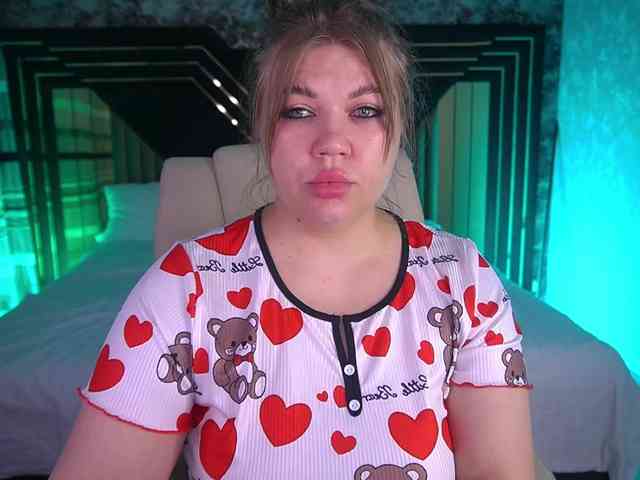 LyalyaPiska webcam