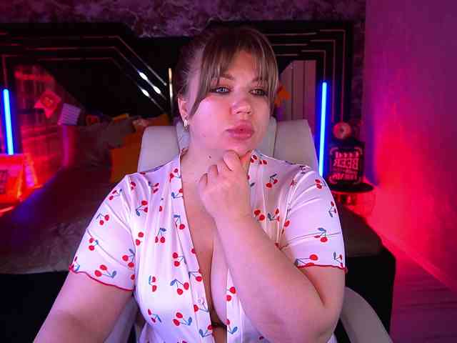 LyalyaPiska webcam