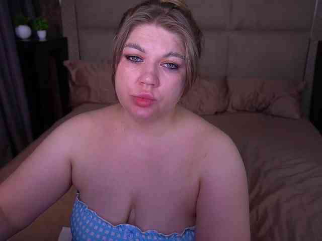 LyalyaPiska webcam