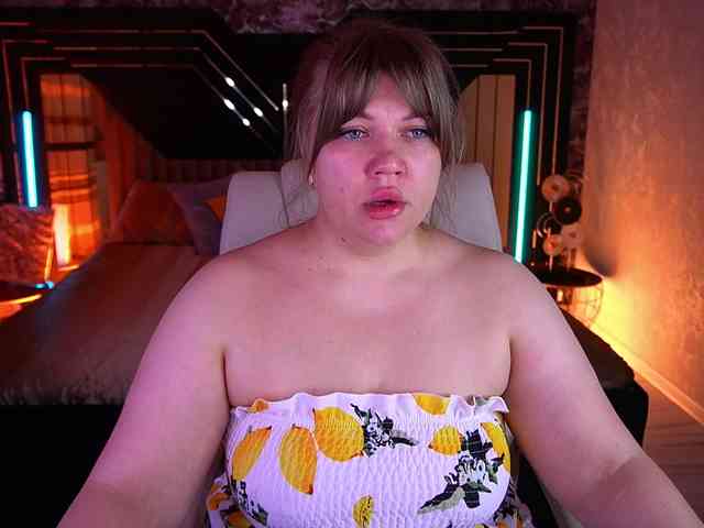 LyalyaPiska webcam