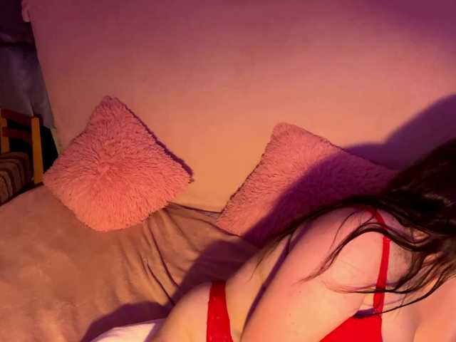 GloriaBbon live cam on BongaCams