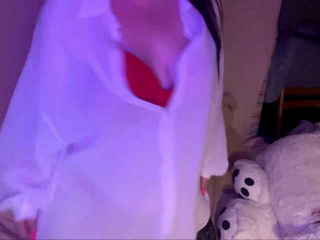 GloriaBbon live cam on BongaCams