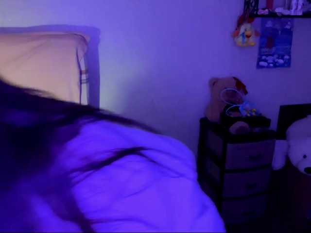 GloriaBbon live cam on BongaCams
