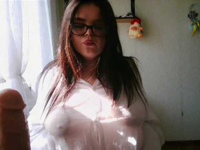 GloriaBbon live cam on BongaCams