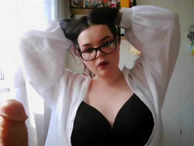GloriaBbon live cam on BongaCams