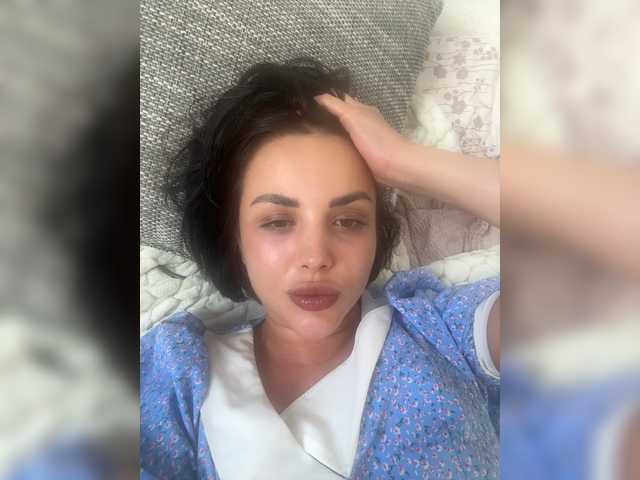 Lessa-voxx live webcam show