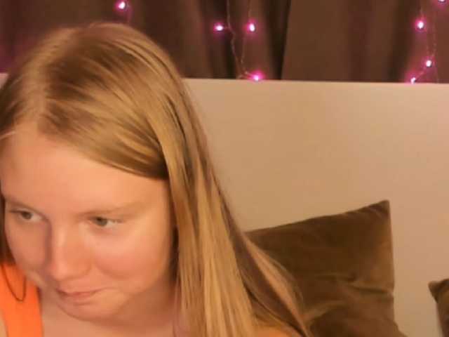 LunaSin21 live webcam show