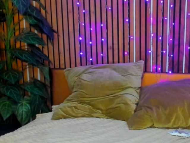 LunaSin21 live cam on BongaCams