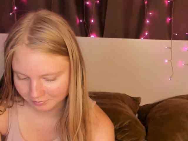 LunaSin21 Live Webcam on BongaCams