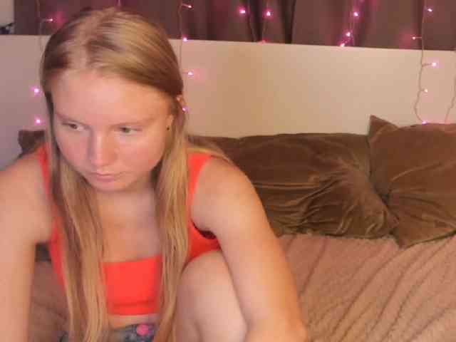 LunaSin21 Sex Cam Show