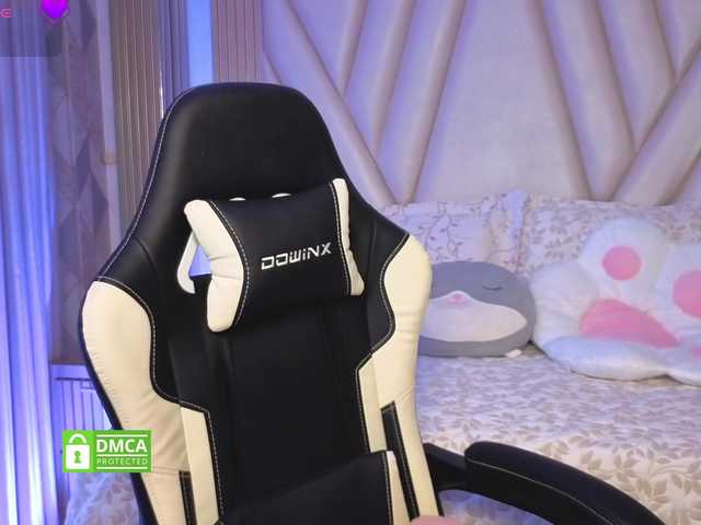Mya-falcon live cam on BongaCams
