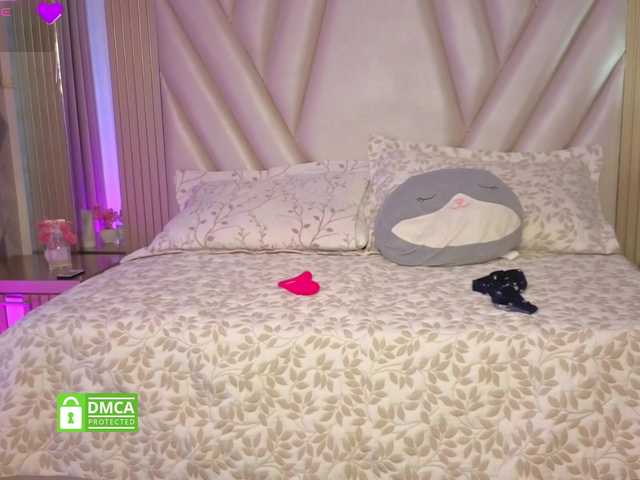 Mya-falcon live cam on BongaCams