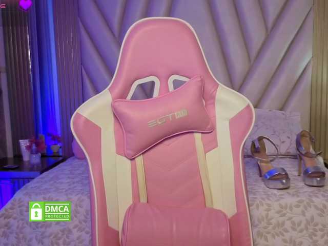Mya-falcon live cam on BongaCams