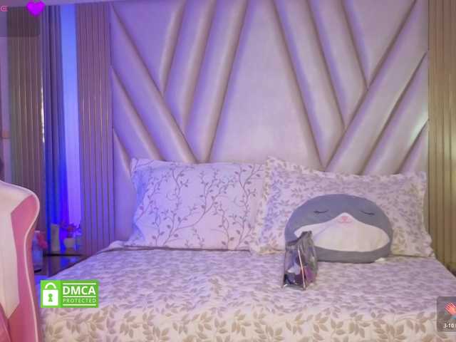 Mya-falcon live cam on BongaCams