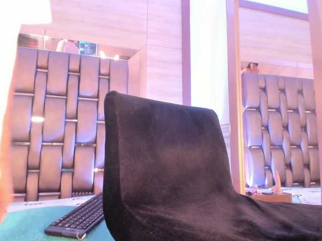 carla-and-stiv live cam on BongaCams