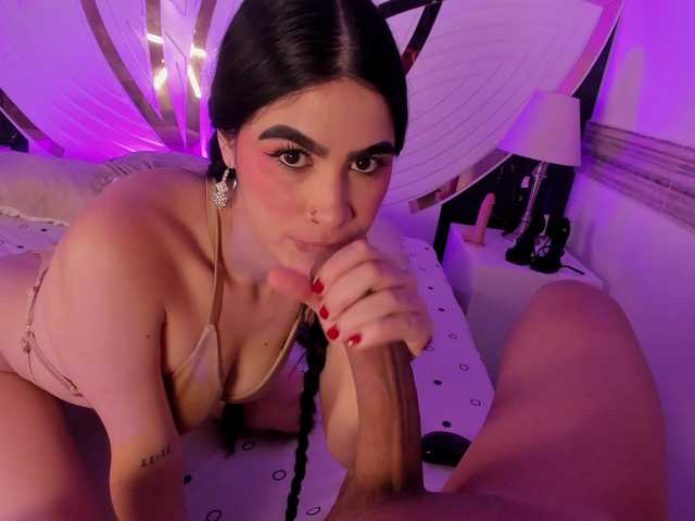 carla-and-stiv live cam preview