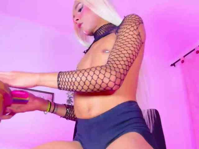 Maddy-Valentine Sex Cam Show
