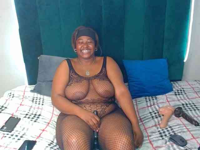 Model: SEXYLorraine