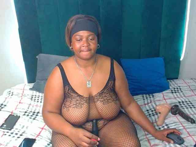 Model: SEXYLorraine