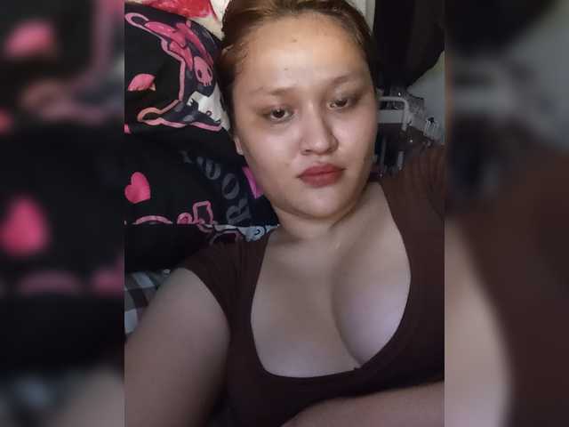 hoelypussy69 live cam on BongaCams