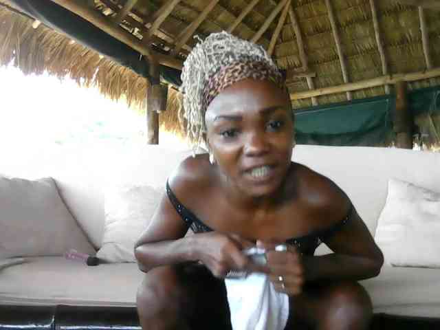 EbonyPrincess webcam