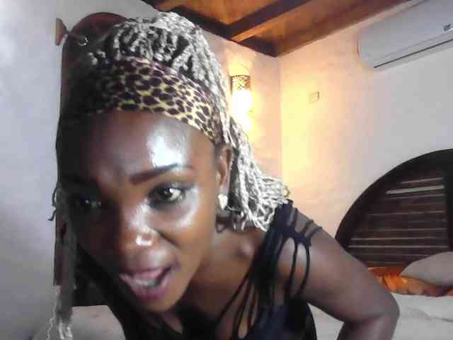 EbonyPrincess webcam