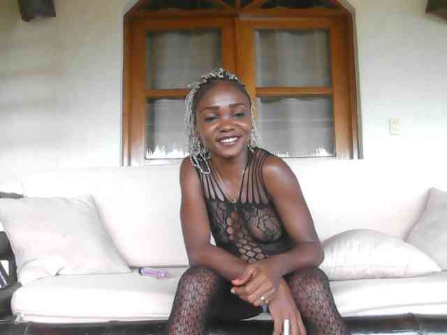 EbonyPrincess webcam