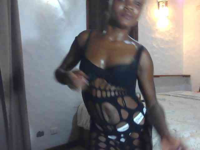 EbonyPrincess webcam