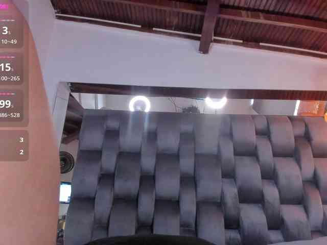 alessa-wells webcam