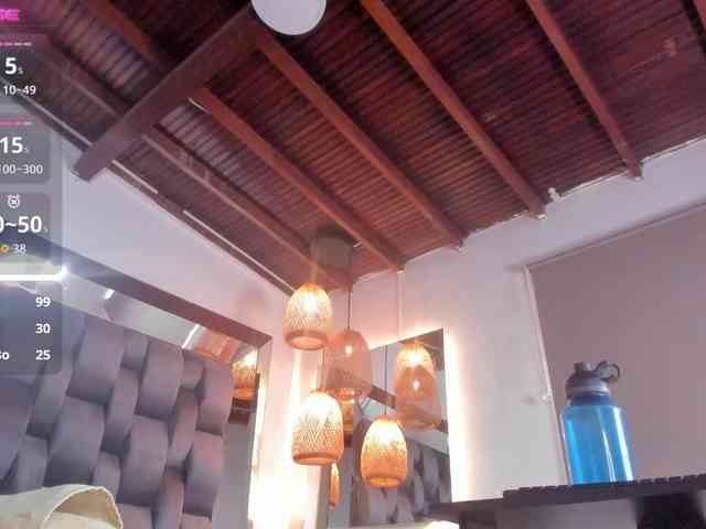 alessa-wells webcam