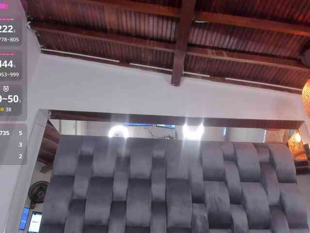 alessa-wells webcam