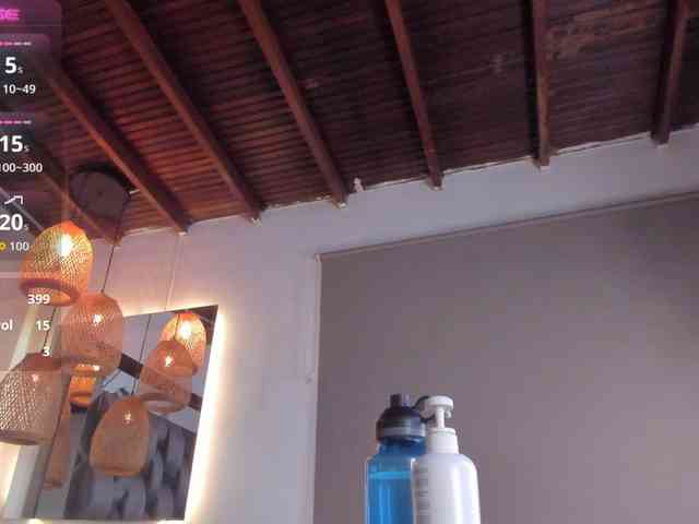 alessa-wells webcam