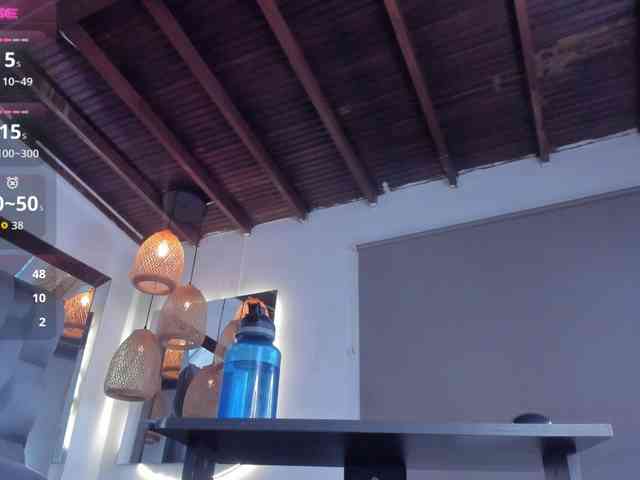 alessa-wells webcam