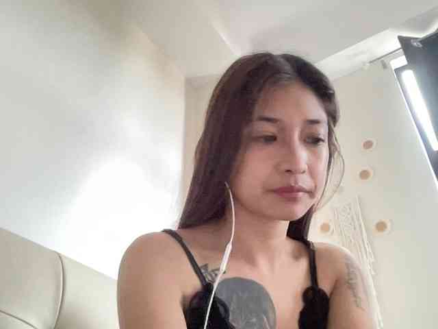 AdoreDior webcam