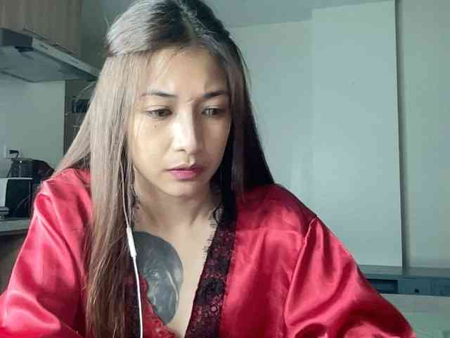 AdoreDior webcam