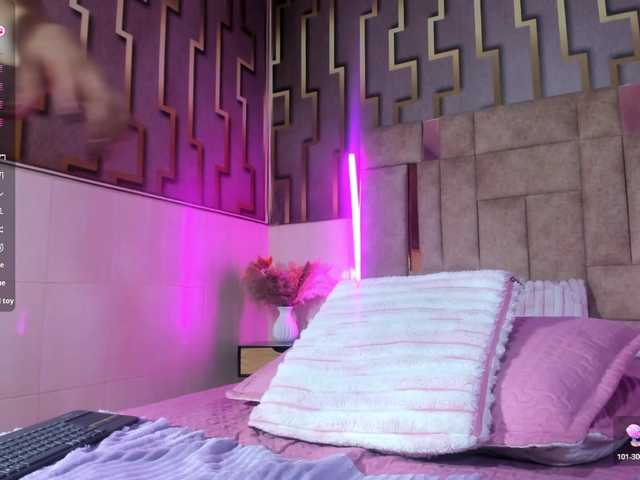 luna-maison live webcam show