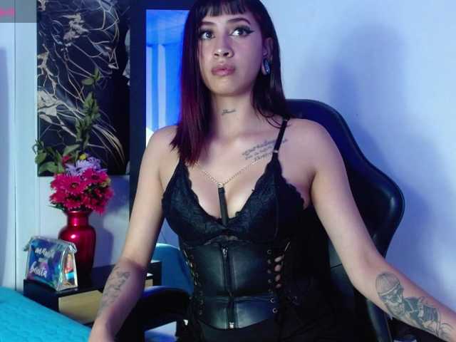 Cherry-wish live cam on BongaCams