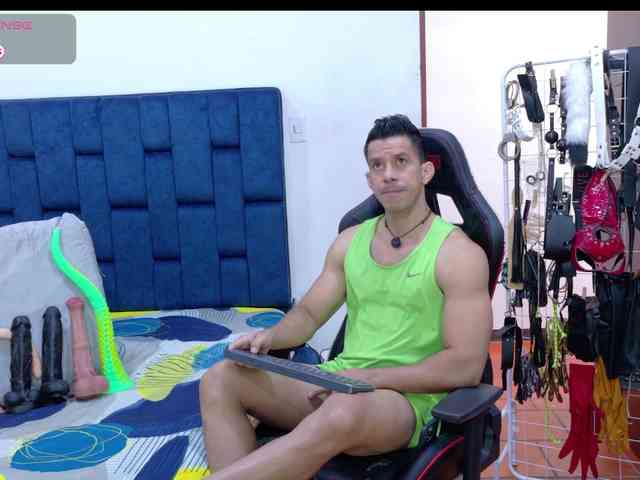 Jose26rumberotop Sex Cam Show