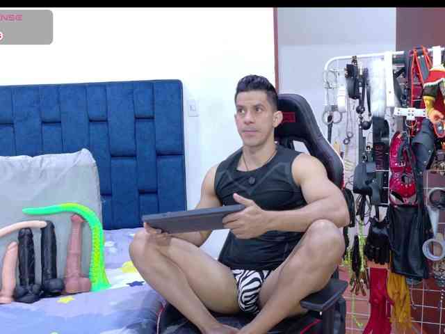 Jose26rumberotop Sex Cam Show