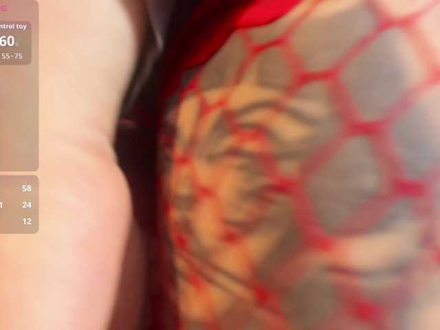 victoria-keyy live cam on BongaCams