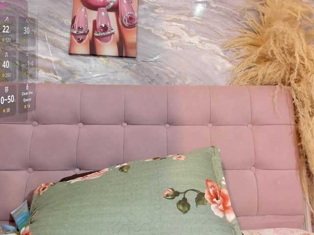 victoria-keyy live cam preview