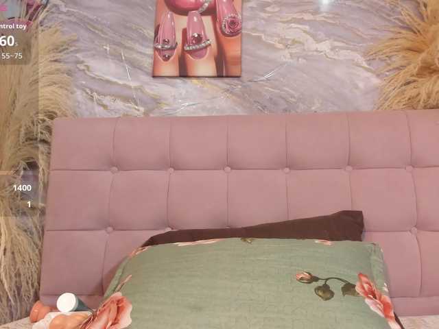 victoria-keyy live cam preview
