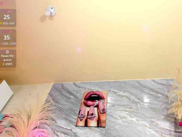 victoria-keyy webcam
