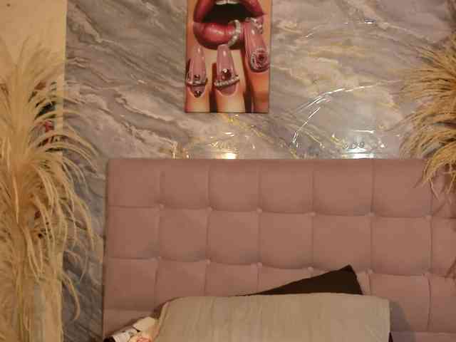 victoria-keyy Live Webcam on BongaCams