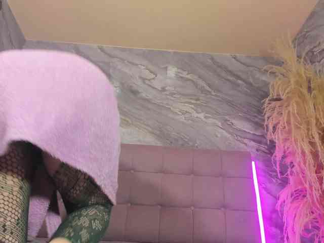 victoria-keyy webcam
