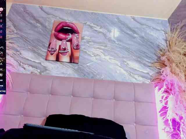victoria-keyy webcam