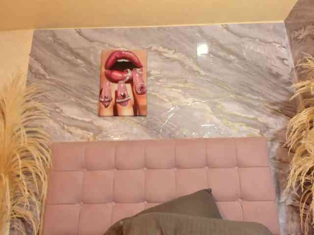 victoria-keyy webcam