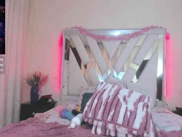 victoria-keyy webcam
